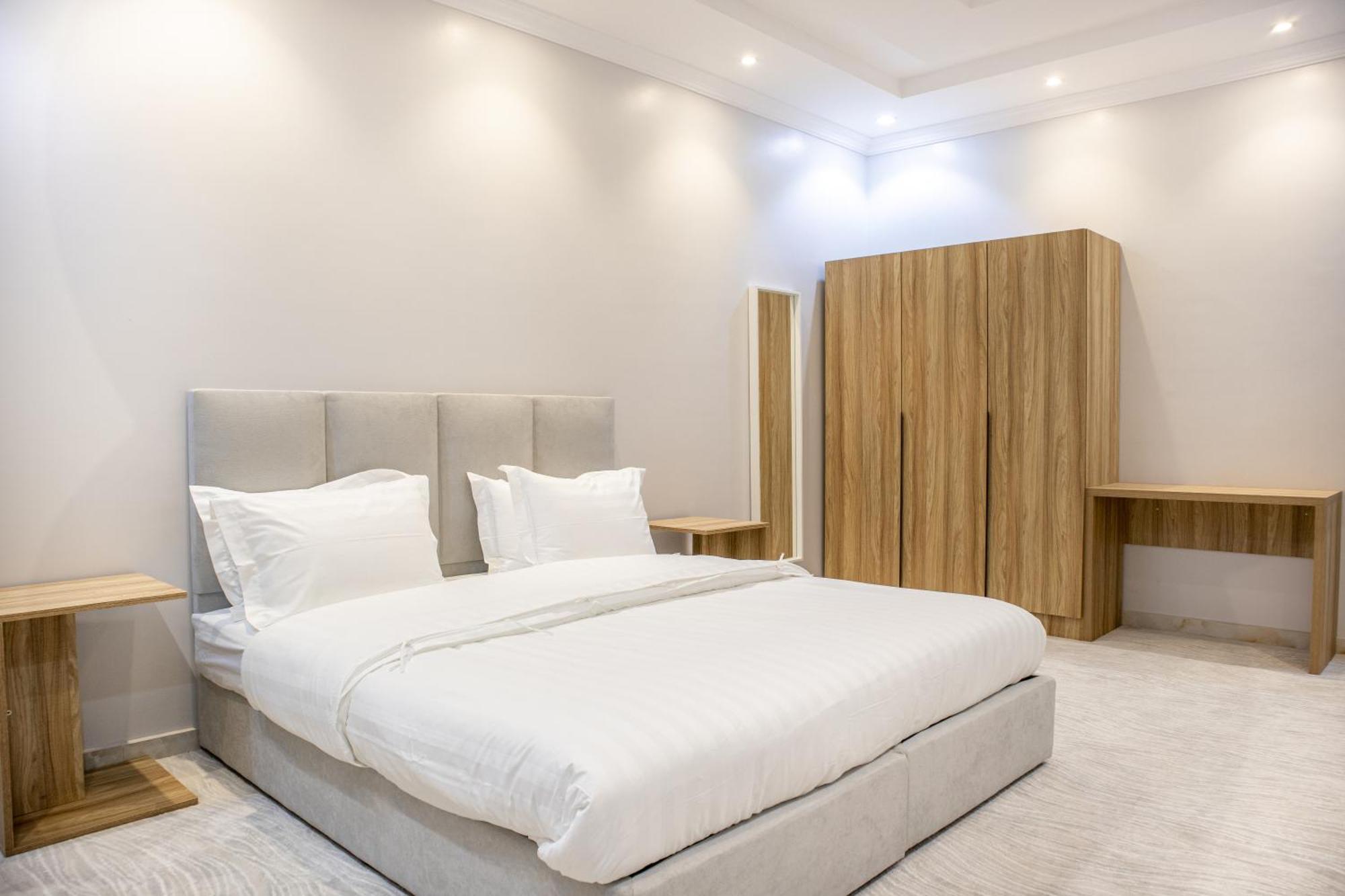 Luxurious Family Apartments 15Mins Drive To Al-Masjid Nabawi - Nozol Noor 4 Medina Exterior foto
